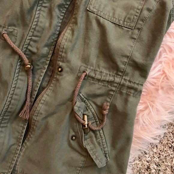 🗣DONATED - Picture 4 of 4